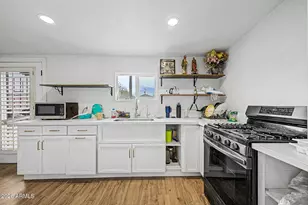 1030 N 28th St, Phoenix, AZ 85008 - Photo 9