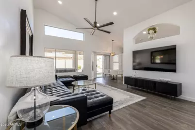 14302 W Shawnee Trail, Surprise, AZ 85374 - Photo 9