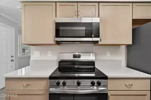 10123 N 96th Ave, Peoria, AZ 85345 - Photo 7