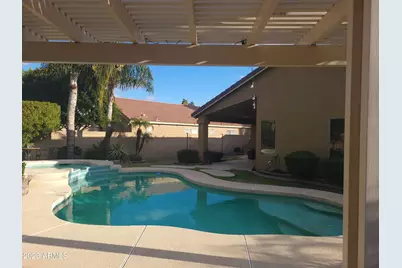 13406 W Port Royale Lane, Surprise, AZ 85379 - Photo 29