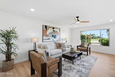 11049 W Crestbrook Drive, Sun City, AZ 85351 - Photo 9