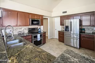 841 N Gentry, Mesa, AZ 85213 - Photo 13