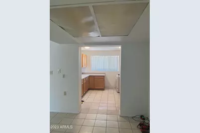 8402 W Montecito Avenue, Phoenix, AZ 85037 - Photo 9