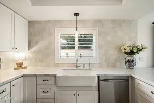 1538 E Montebello Ave, Phoenix, AZ 85014 - Photo 11