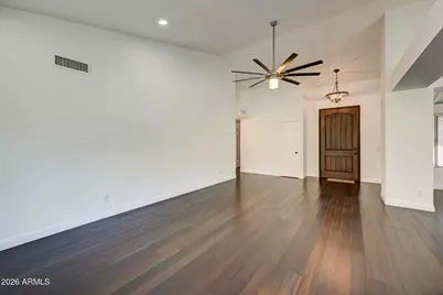 938 E Knight Lane, Tempe, AZ 85284 - Photo 9