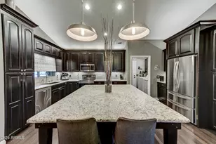 938 E Knight Ln, Tempe, AZ 85284 - Photo 21