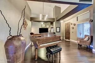 938 E Knight Ln, Tempe, AZ 85284 - Photo 13