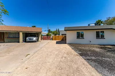 3121 N 35th Drive, Phoenix, AZ 85019 - Photo 7
