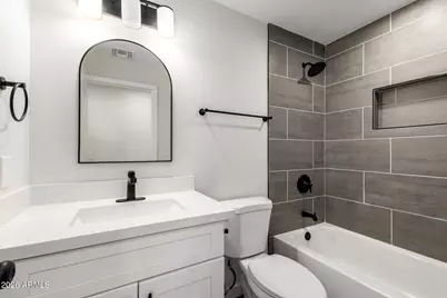 3121 N 35th Drive, Phoenix, AZ 85019 - Photo 23