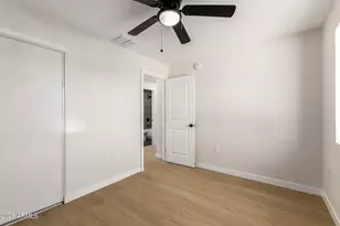 3121 N 35th Dr, Phoenix, AZ 85019 - Photo 27