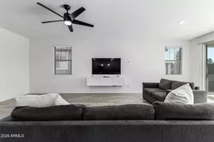 7910 N 82nd Ln, Glendale, AZ 85303 - Photo 9