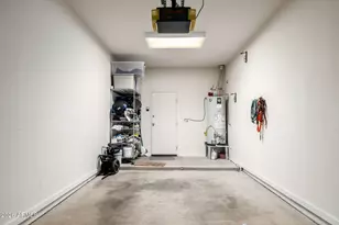 19550 N Grayhawk Dr, Scottsdale, AZ 85255 - Photo 25