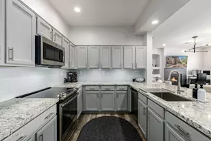 19550 N Grayhawk Dr, Scottsdale, AZ 85255 - Photo 15