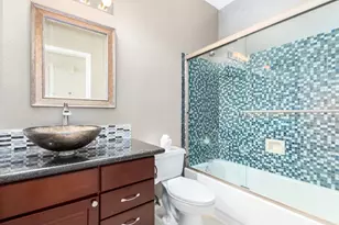 2236 E Robin Ln, Phoenix, AZ 85024 - Photo 31