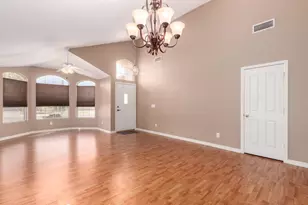 2236 E Robin Ln, Phoenix, AZ 85024 - Photo 7