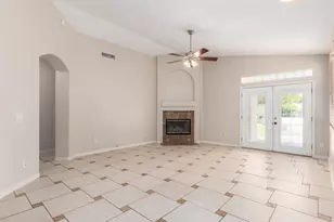 2236 E Robin Ln, Phoenix, AZ 85024 - Photo 11