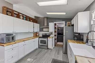 13738 S 337th Lane, Arlington, AZ 85322 - Photo 15