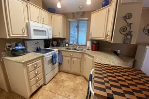 2010 S Crow Ave, Apache Junction, AZ 85119 - Photo 15