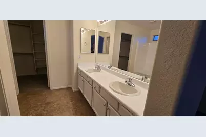 8568 W Vogel Avenue, Peoria, AZ 85345 - Photo 15