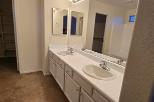 8568 W Vogel Ave, Peoria, AZ 85345 - Photo 15