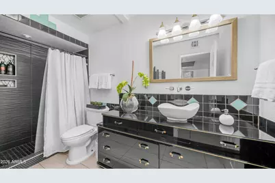 408 E Meadows Lane, Gilbert, AZ 85234 - Photo 21