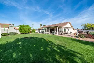 408 E Meadows Ln, Gilbert, AZ 85234 - Photo 5