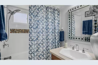 408 E Meadows Lane, Gilbert, AZ 85234 - Photo 25