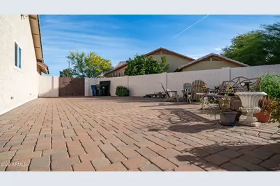 408 E Meadows Lane, Gilbert, AZ 85234 - Photo 43