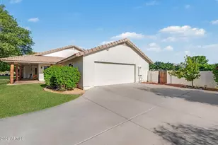 2593 E Ridgewood Ln, Gilbert, AZ 85298 - Photo 3