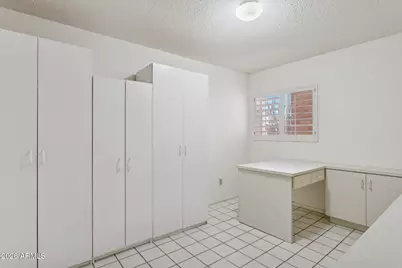 10908 N 57th Avenue, Glendale, AZ 85304 - Photo 33