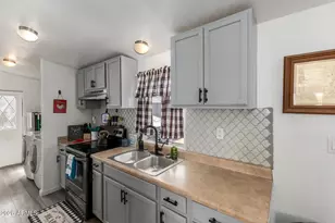 16316 S Lunar Rd, Arizona City, AZ 85123 - Photo 13