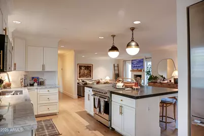 4029 E Patricia Jane Drive, Phoenix, AZ 85018 - Photo 5