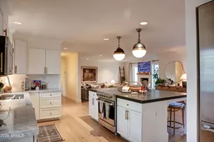 4029 E Patricia Jane Dr, Phoenix, AZ 85018 - Photo 5