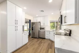 10008 N 44th Dr, Glendale, AZ 85302 - Photo 13