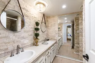 4833 N 38th St, Phoenix, AZ 85018 - Photo 37