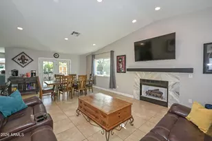 3043 N 34th St, Phoenix, AZ 85018 - Photo 9