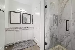 3422 E Avalon Dr, Phoenix, AZ 85018 - Photo 15
