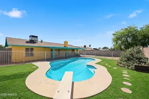 3916 W Wood Dr, Phoenix, AZ 85029 - Photo 1