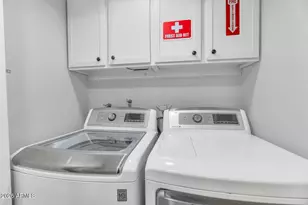 2041 E Alameda Dr, Tempe, AZ 85282 - Photo 35