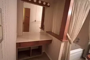 8243 W Piccadilly Rd, Phoenix, AZ 85033 - Photo 5