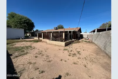 8243 W Piccadilly Road, Phoenix, AZ 85033 - Photo 7