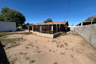 8243 W Piccadilly Rd, Phoenix, AZ 85033 - Photo 7