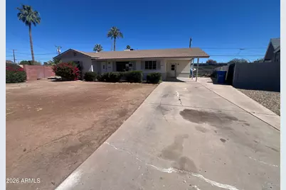 2038 E Cheery Lynn Road, Phoenix, AZ 85016 - Photo 1