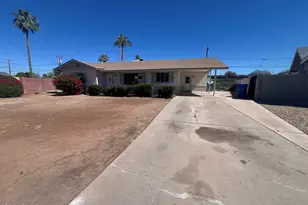 2038 E Cheery Lynn Rd, Phoenix, AZ 85016 - Photo 1