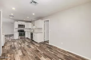 4729 E Greenway St, Mesa, AZ 85205 - Photo 7