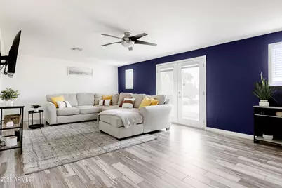 2318 W Pinchot Avenue, Phoenix, AZ 85015 - Photo 11