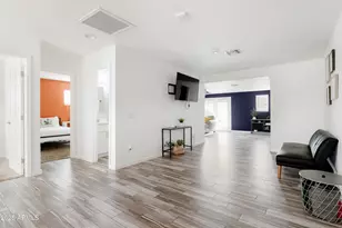 2318 W Pinchot Ave, Phoenix, AZ 85015 - Photo 9