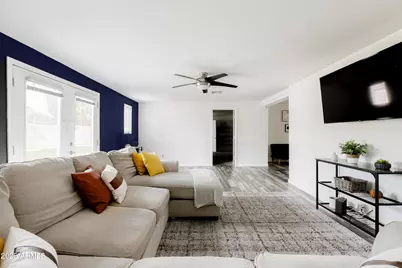 2318 W Pinchot Avenue, Phoenix, AZ 85015 - Photo 13