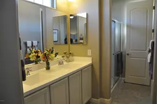 1367 S Country Club Dr, Mesa, AZ 85210 - Photo 9