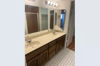 3301 E Earll #221, Phoenix, AZ 85018 - Photo 9